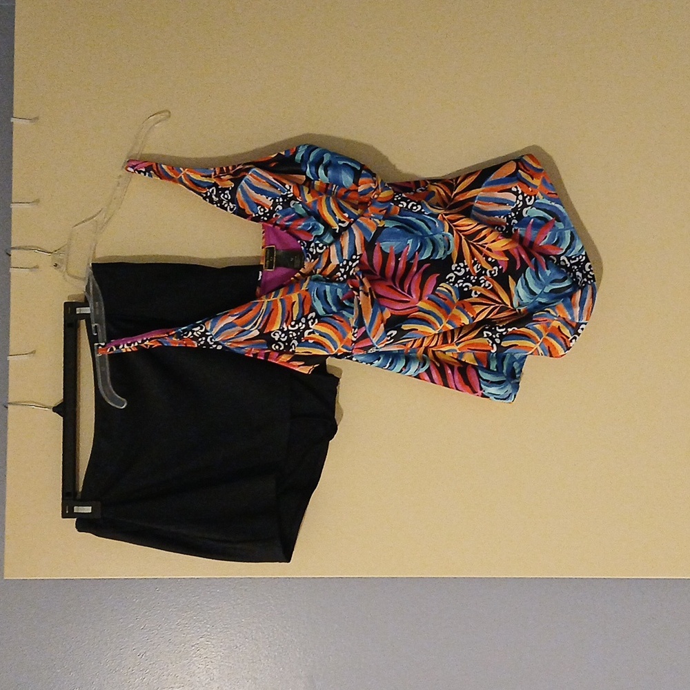 Kathy Ireland Multicolor Tropical Swim Set
